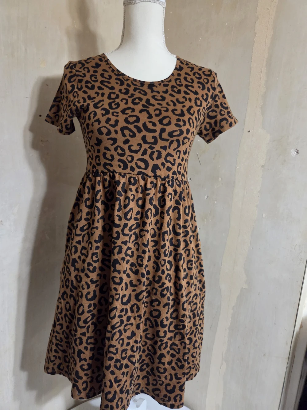 Girl's Old Navy Leopard Print Short Sleeve Dress